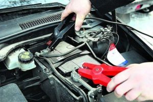 Прикуривание аккумулятора авто